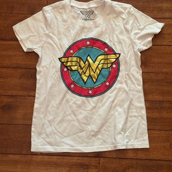 Wonder Woman Shirt Girls Size Medium 7-8 Super Hero T-Shirt Short Sleeve Tee - Picture 1 of 3